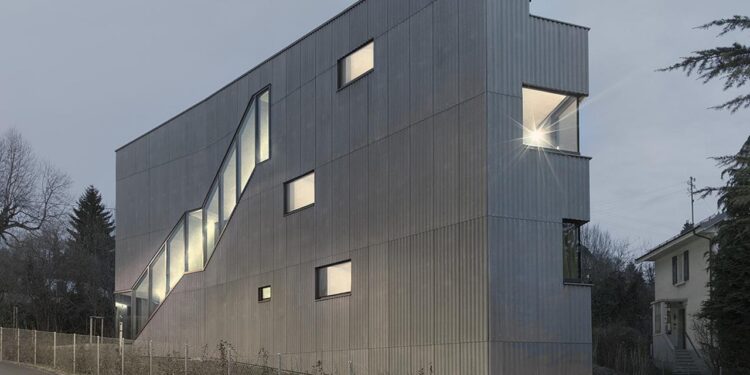 Rovereaz Housing / LOCALARCHITECTURE | ArchDaily